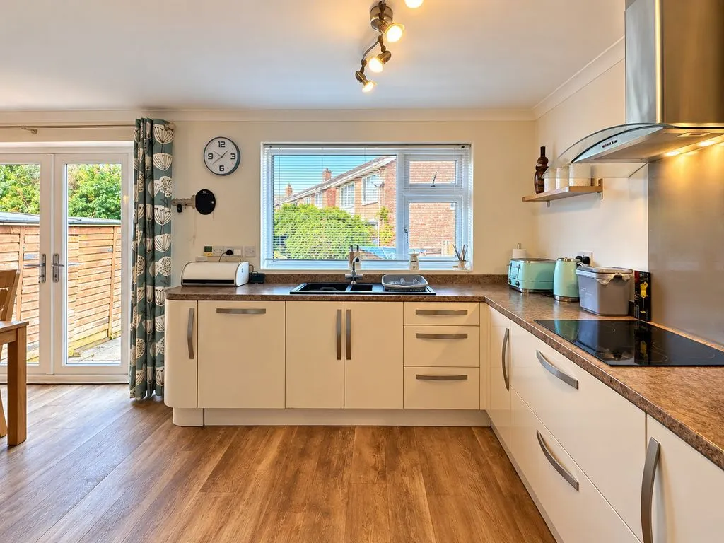 Rochester Avenue, Burntwood, WS7, photo 9