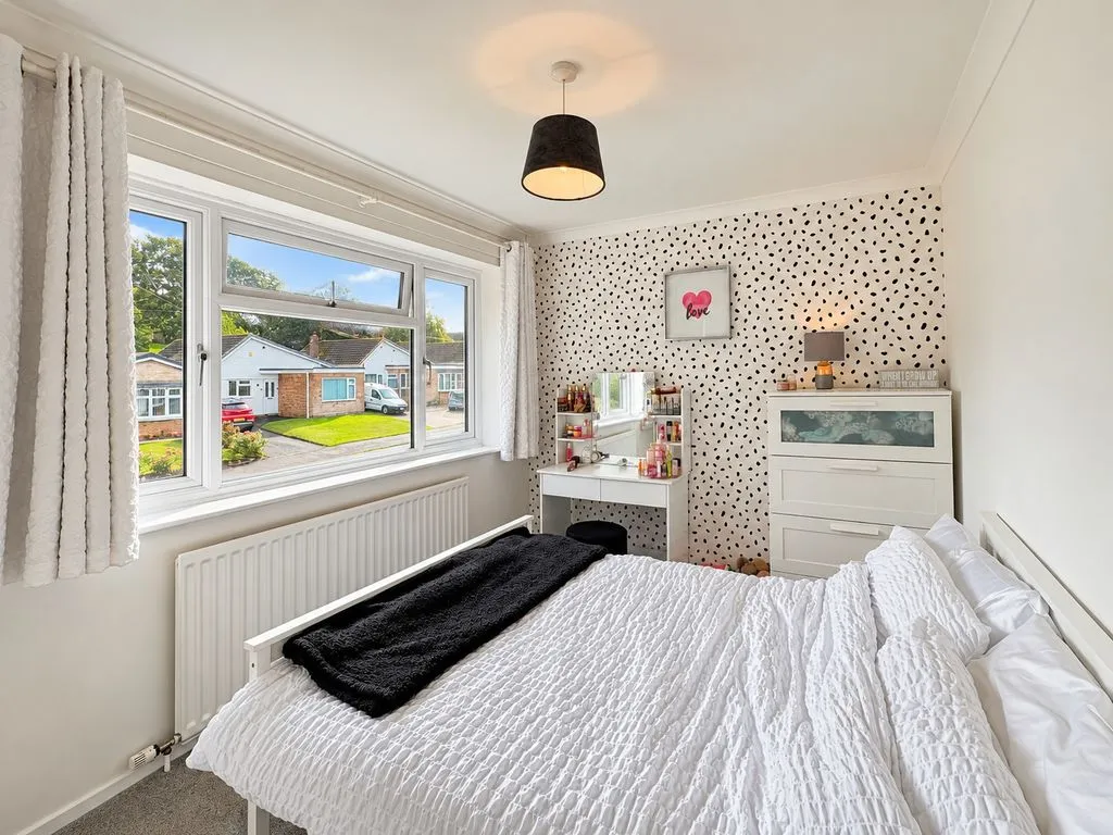 Rochester Avenue, Burntwood, WS7, photo 16