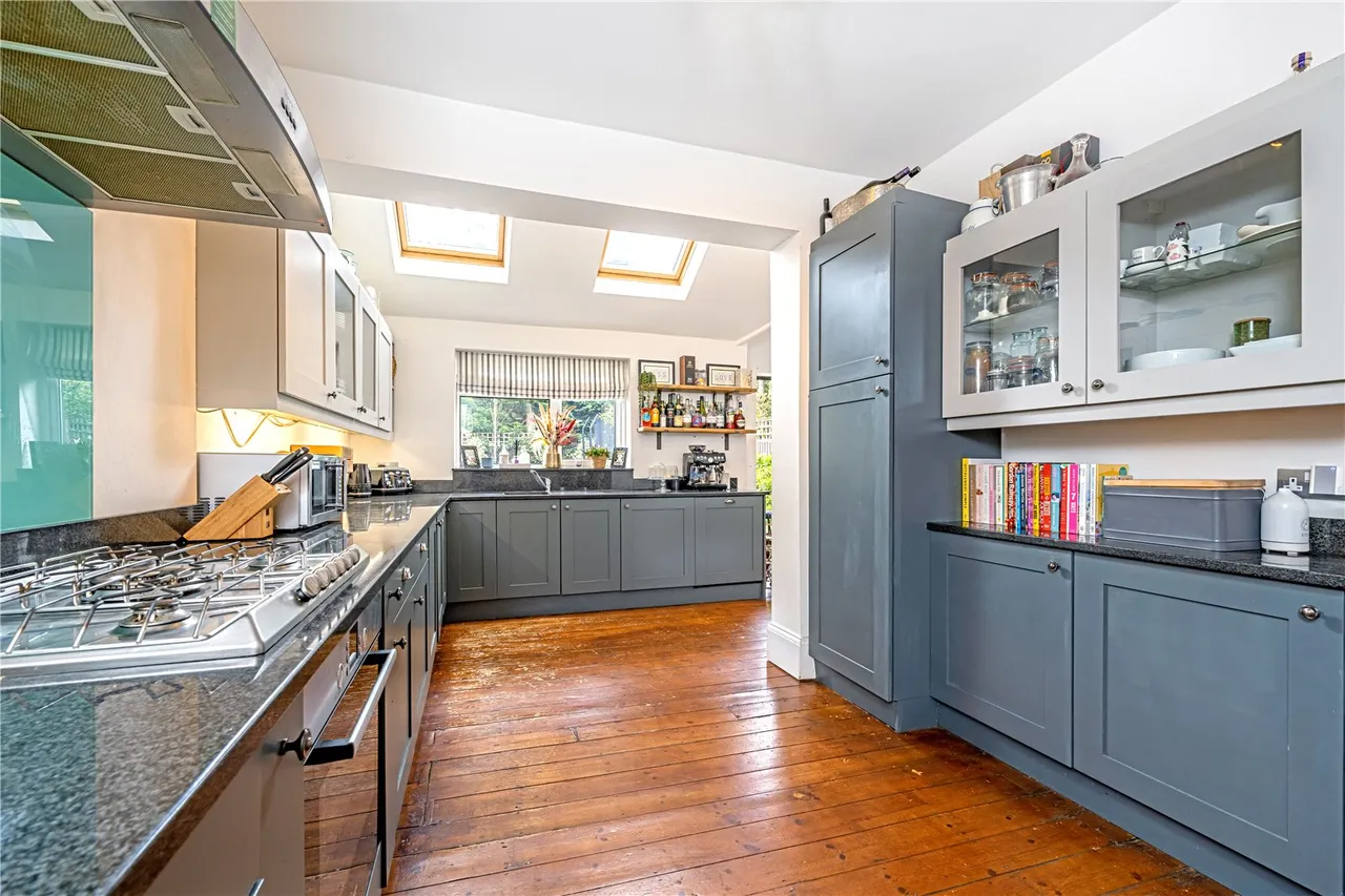 Stanley Road, Teddington, TW11 8TP, photo 2