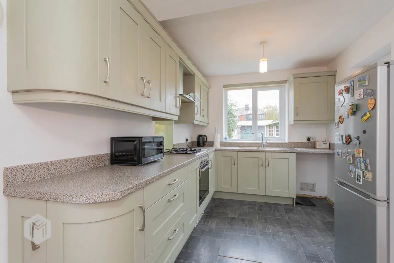 Rutland Street, Leigh, WN7 2NS, photo 3