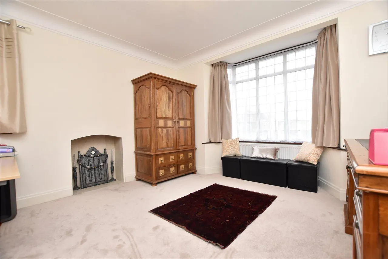 College Road, Gildersome, LS27, photo 11