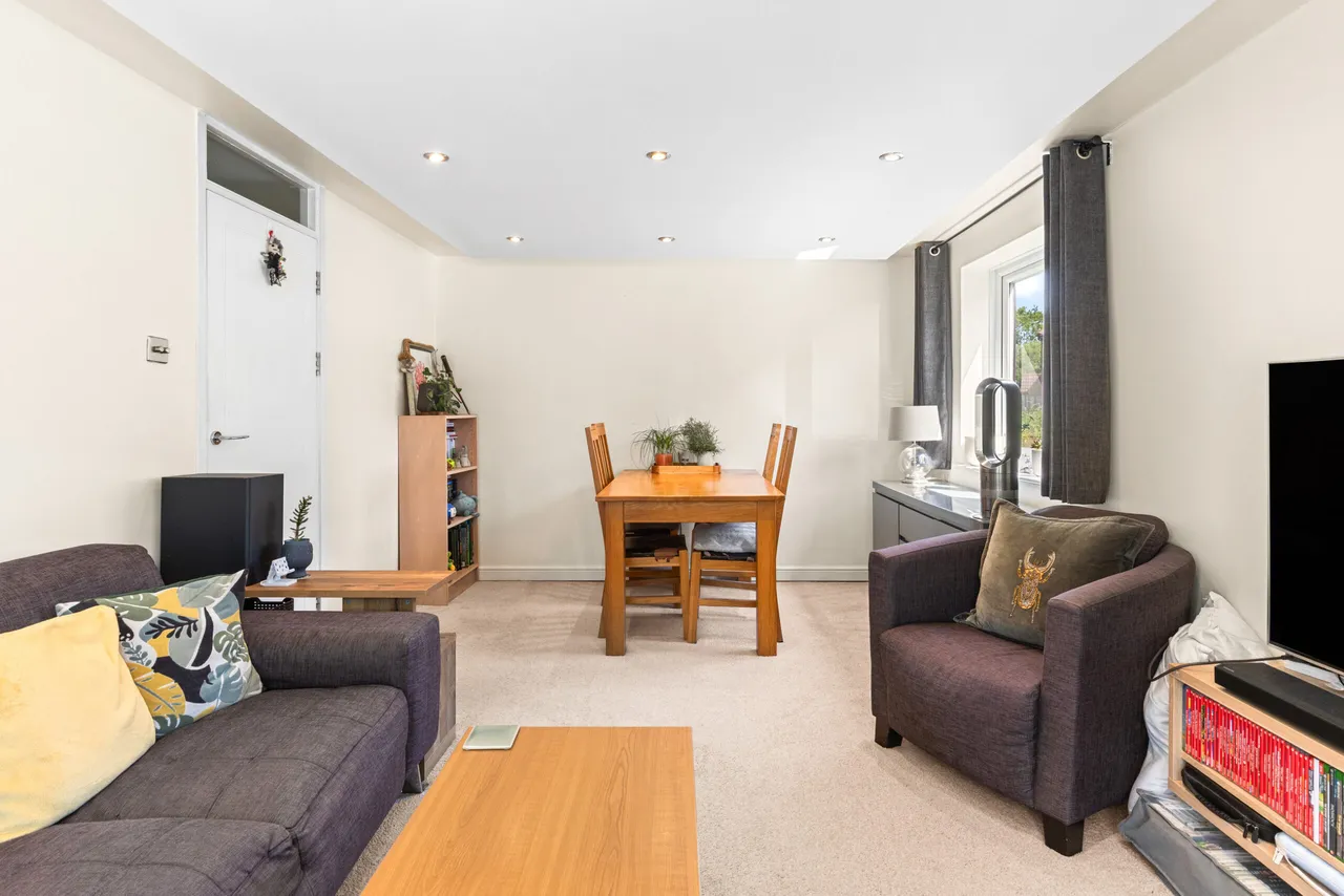 Lamplighters Close, Waltham Abbey, EN9, photo 21