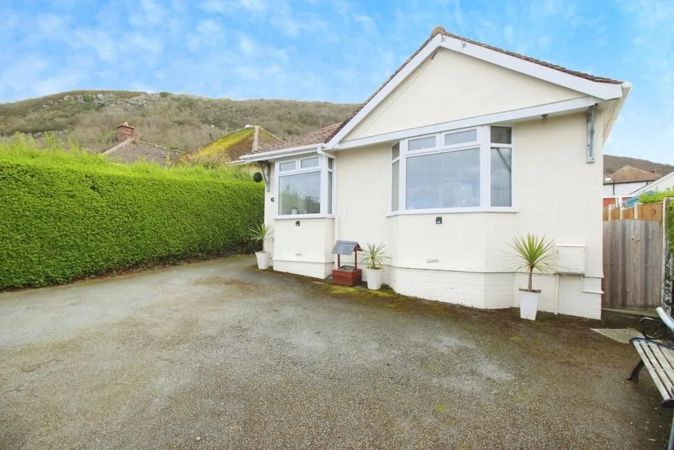 Calthorpe Drive, Prestatyn, LL19, photo 2