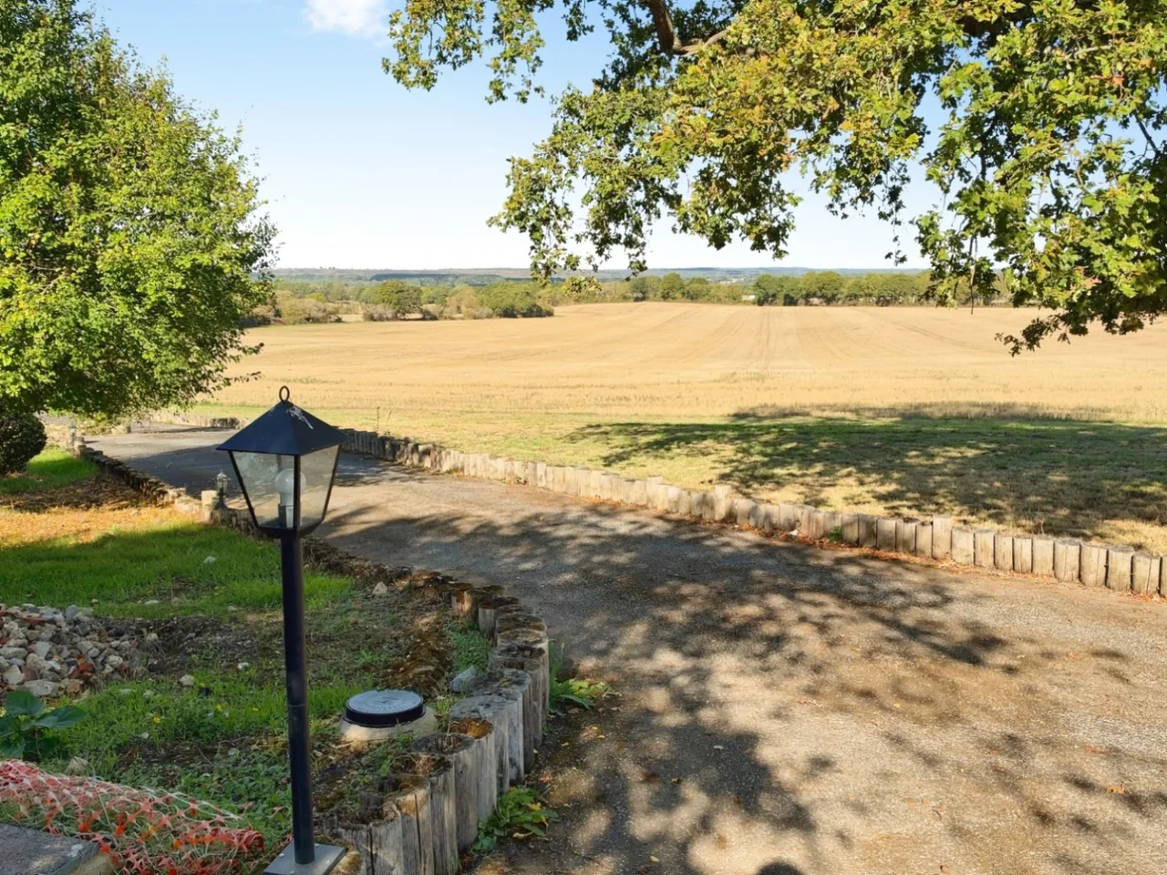 East Flexford Lane, Guildford, GU3, photo 2