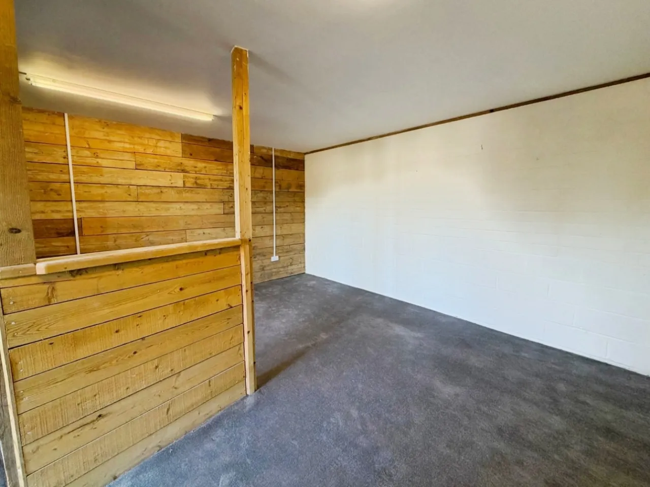 East Flexford Lane, Guildford, GU3, photo 33