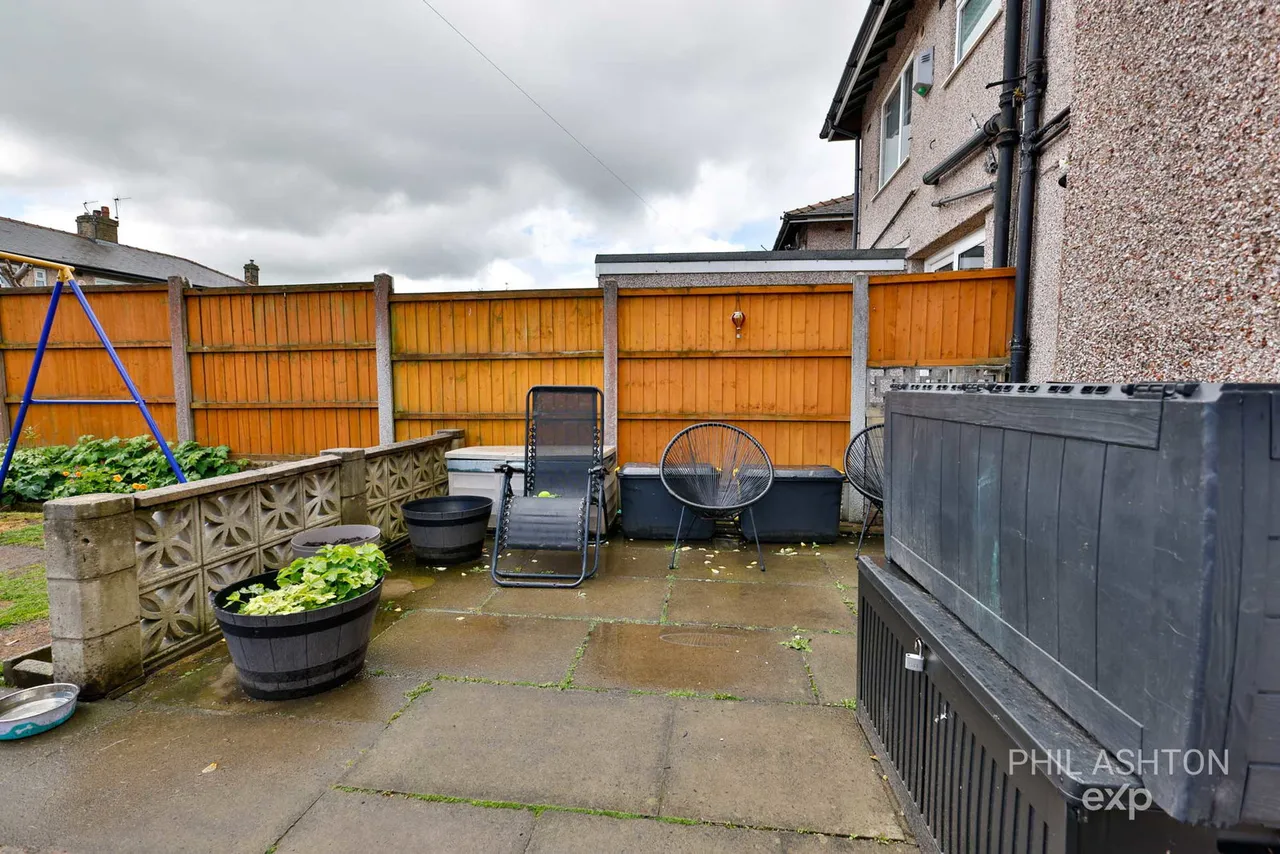 Briercliffe Road, Burnley, BB10, photo 9