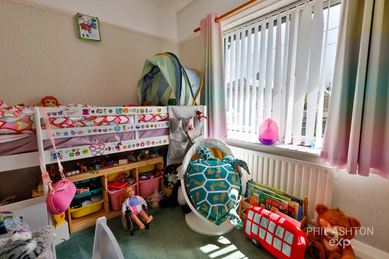 Briercliffe Road, Burnley, BB10, photo 16
