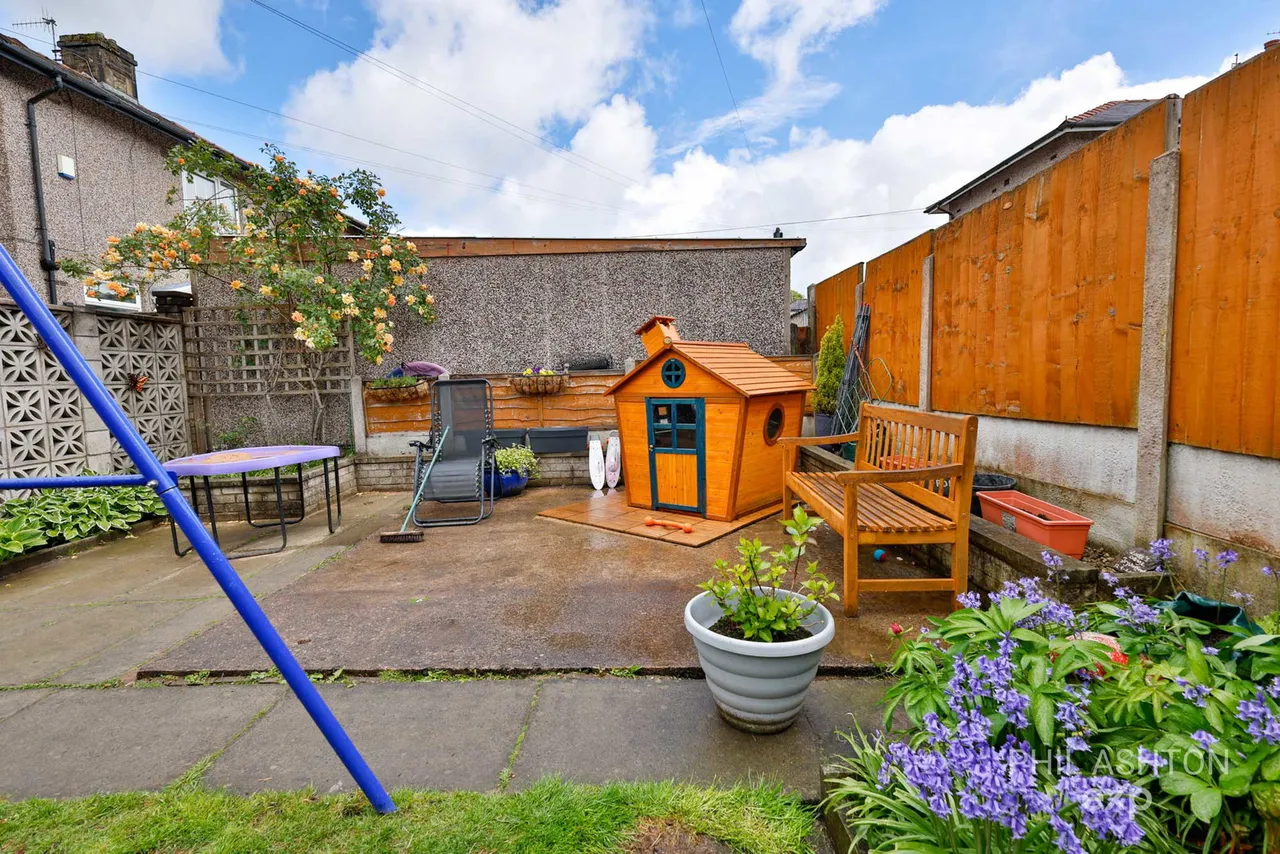Briercliffe Road, Burnley, BB10, photo 10