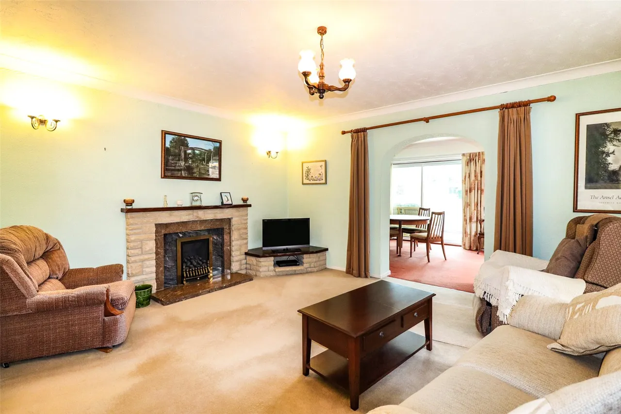 Kenilworth Road, Fleet, Hampshire, GU51 3DA, photo 3