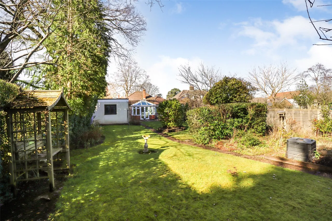 Kenilworth Road, Fleet, Hampshire, GU51 3DA, photo 13