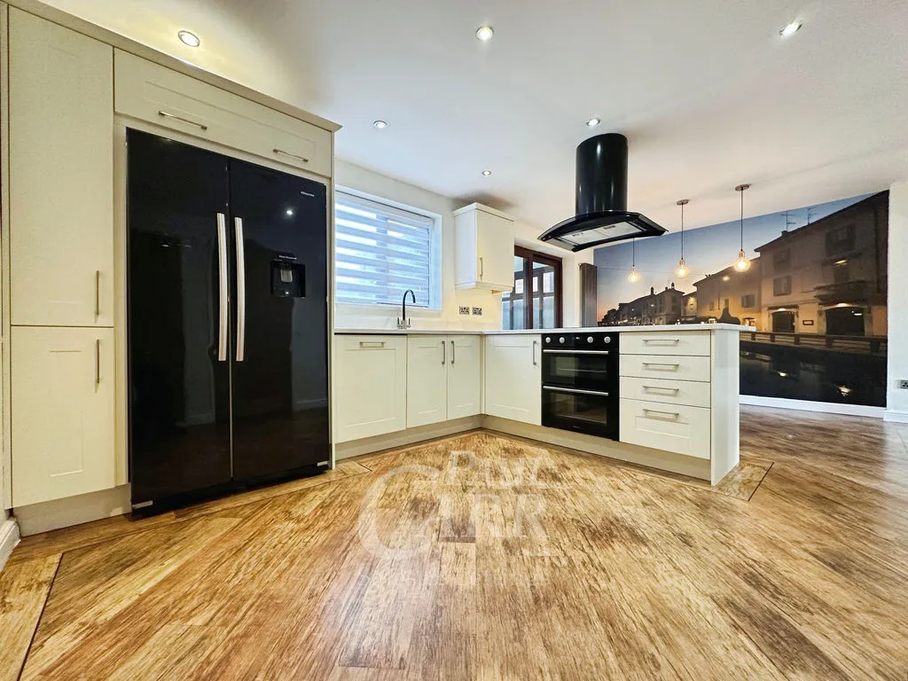 Mere View, Shelfield, WS4, photo 5