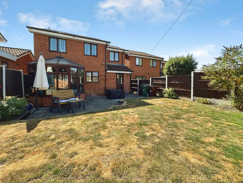 Mere View, Shelfield, WS4, photo 17