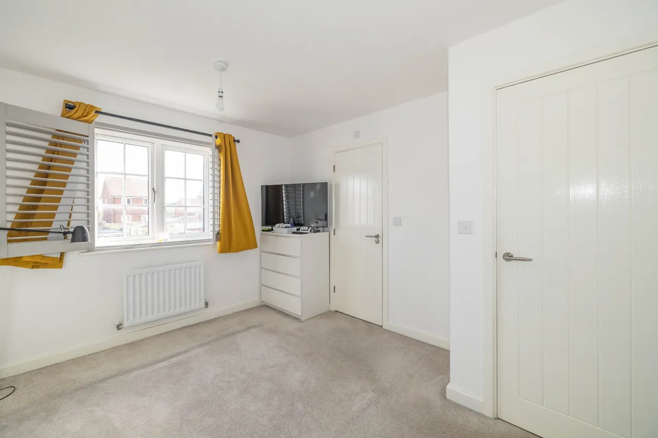 Goldfinch Drive, Faversham, ME13, photo 4
