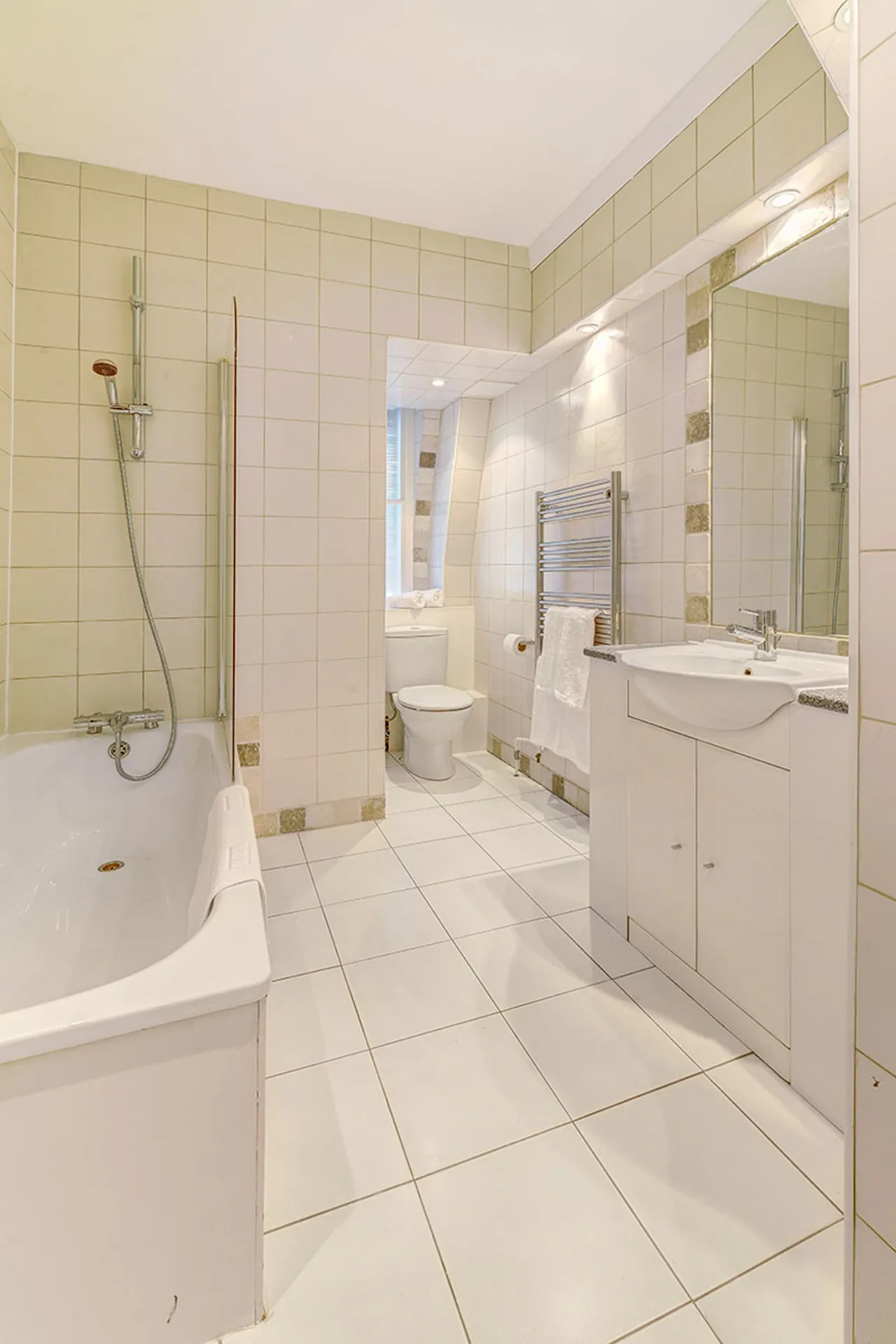 Flat 22, 39 Hill Street, London, photo 11