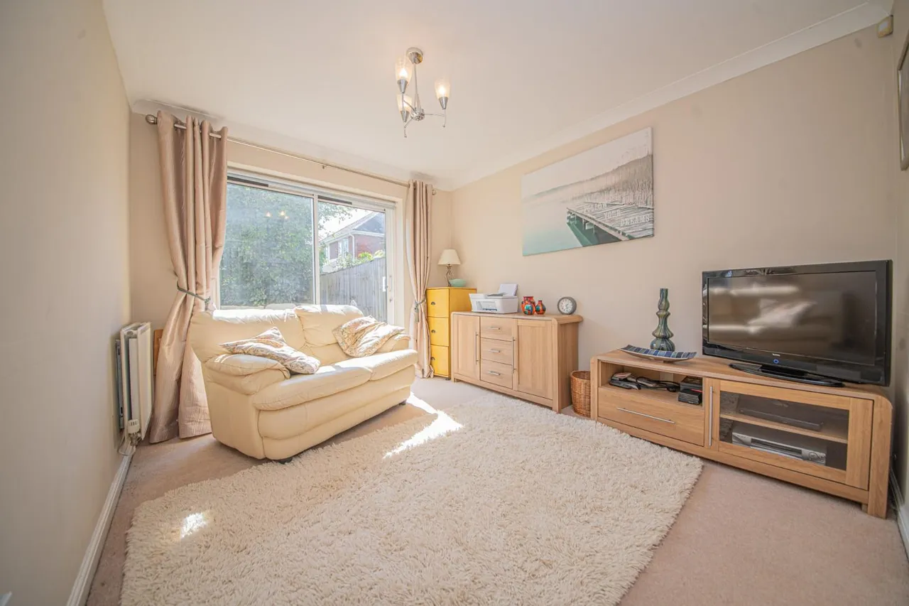 Blackberry Drive, Fair Oak, Eastleigh, SO50 8RB, photo 10