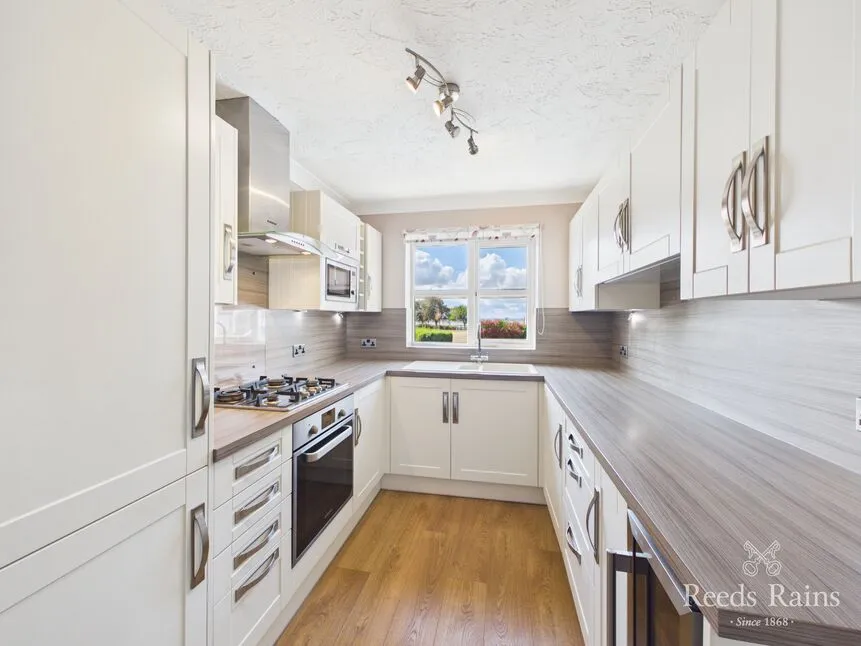 Corinthian Way, Hull, East Yorkshire, HU9, photo 3