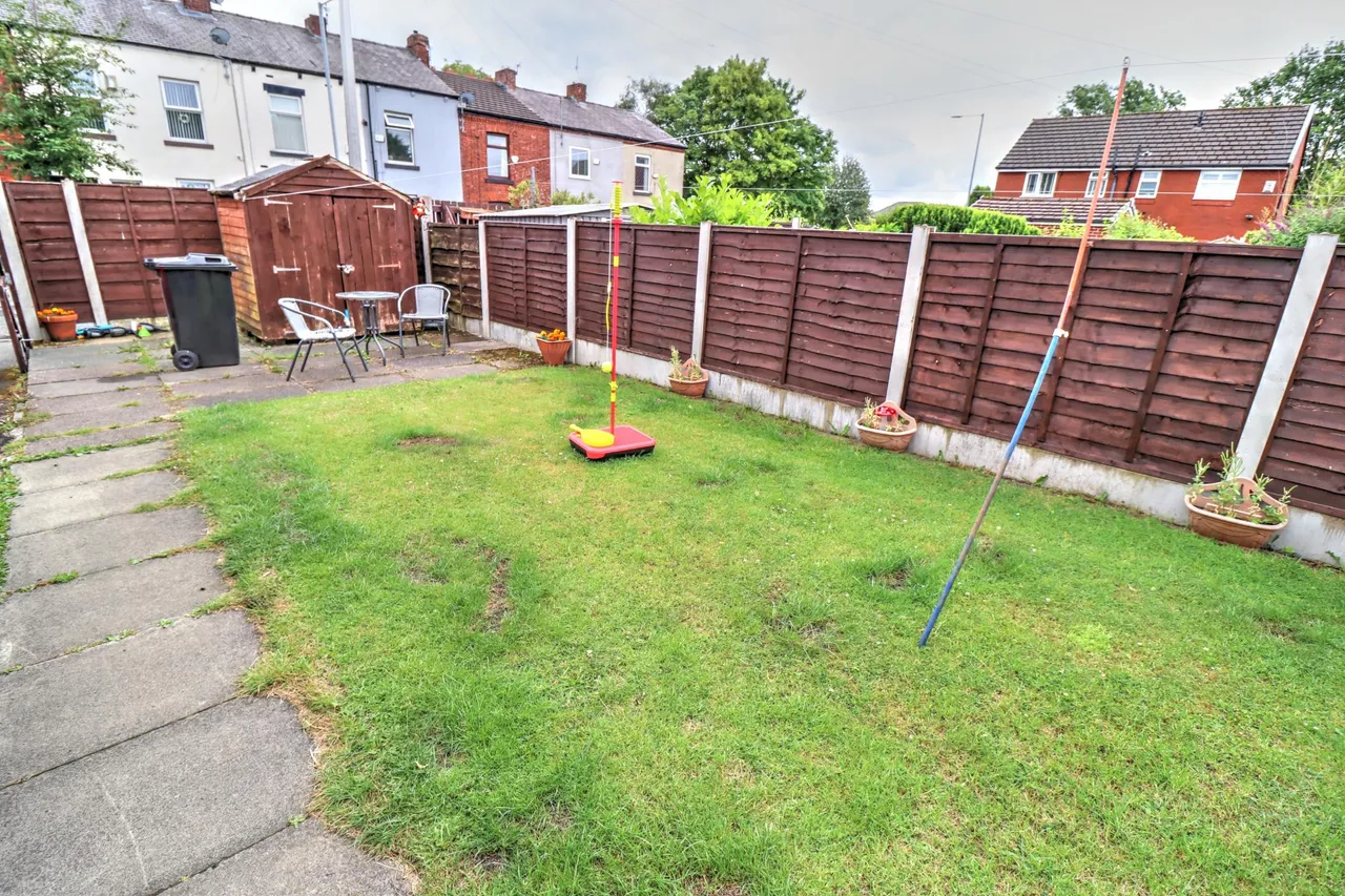 Chapel Gardens, Manchester, M34, photo 17