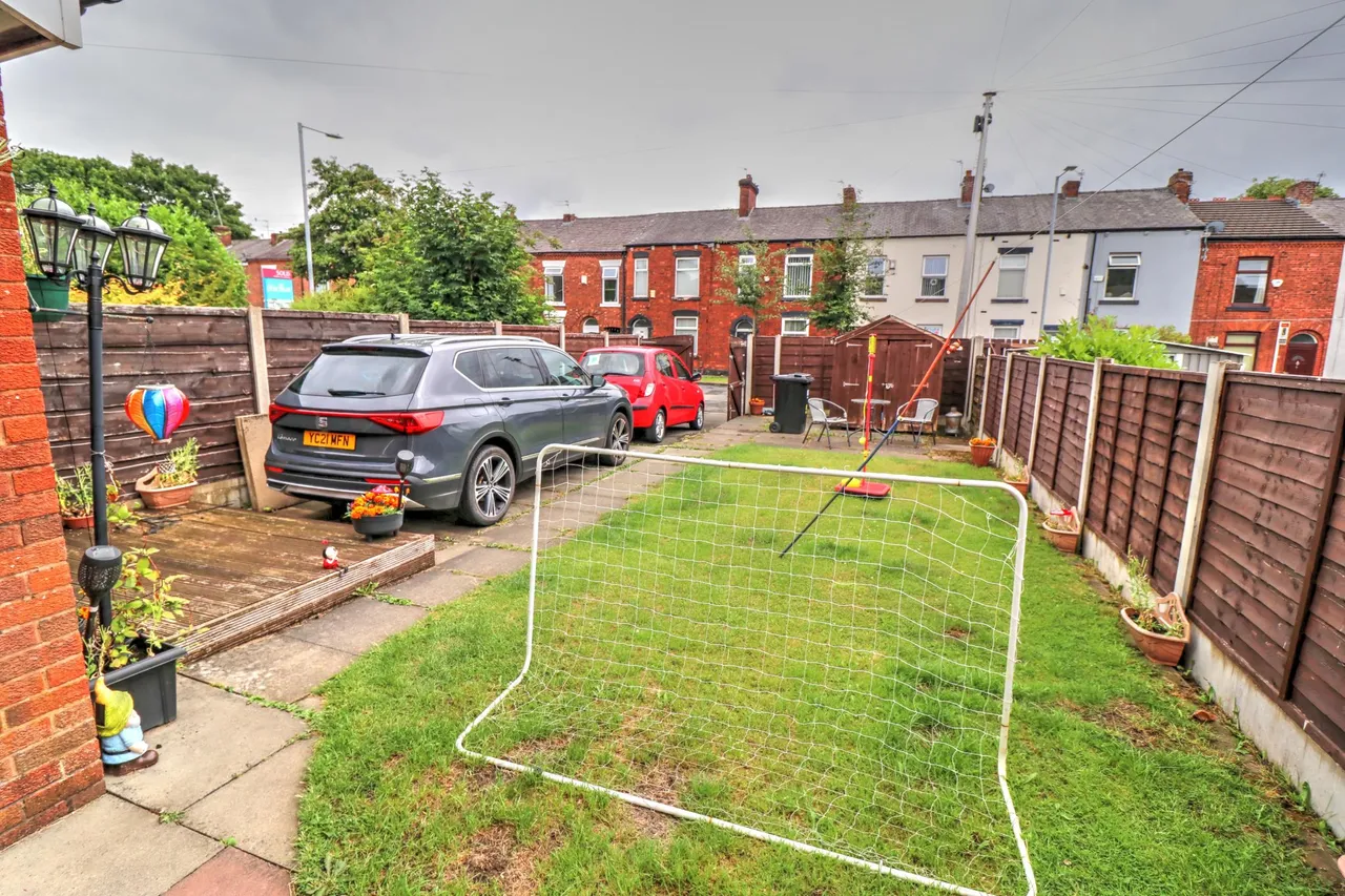 Chapel Gardens, Manchester, M34, photo 19