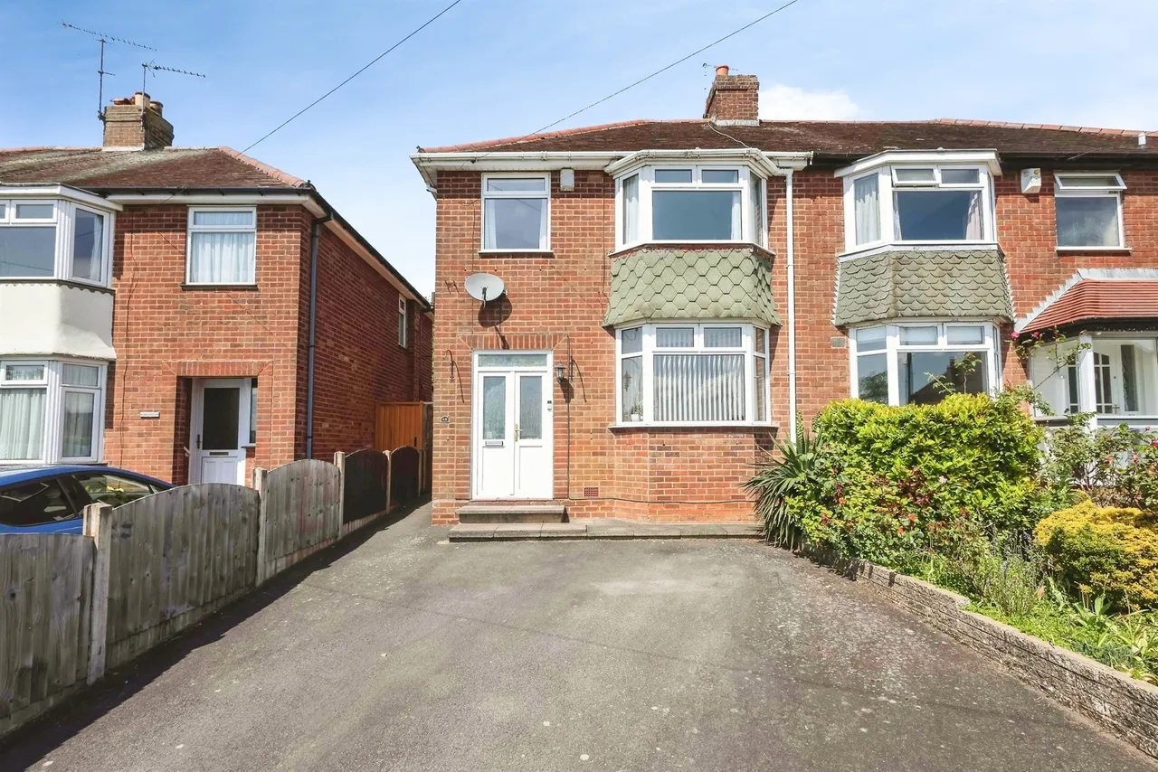3 bed house for sale — Quarry Lane, HALESOWEN