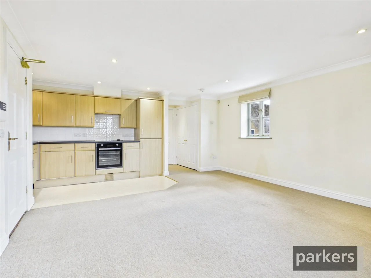 Witney Road, Freeland, OX29, photo 4
