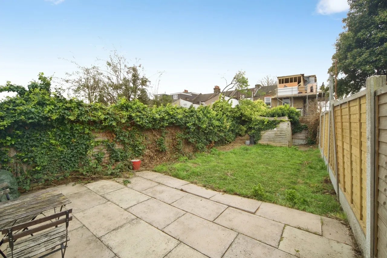 Chesley Gardens, London, E6, photo 16