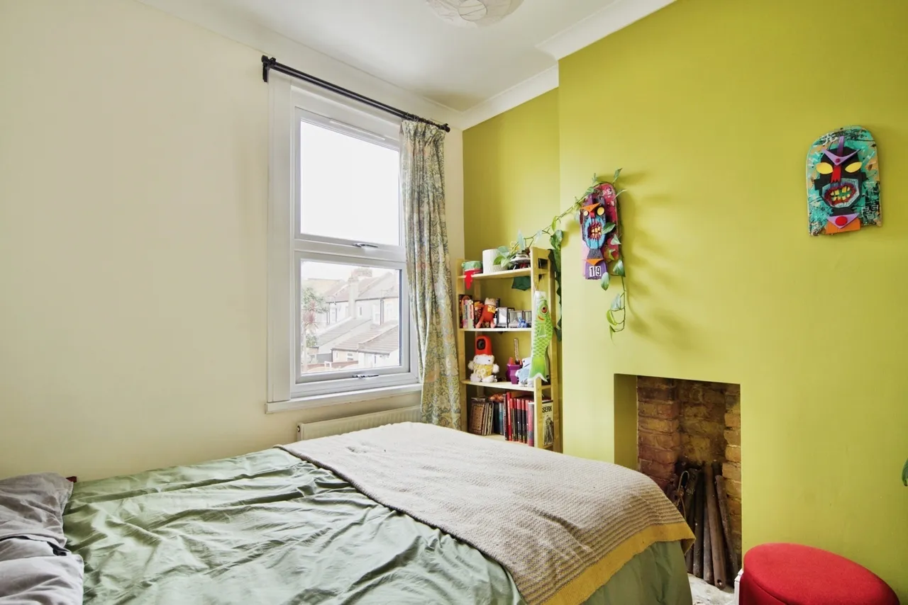 Chesley Gardens, London, E6, photo 5