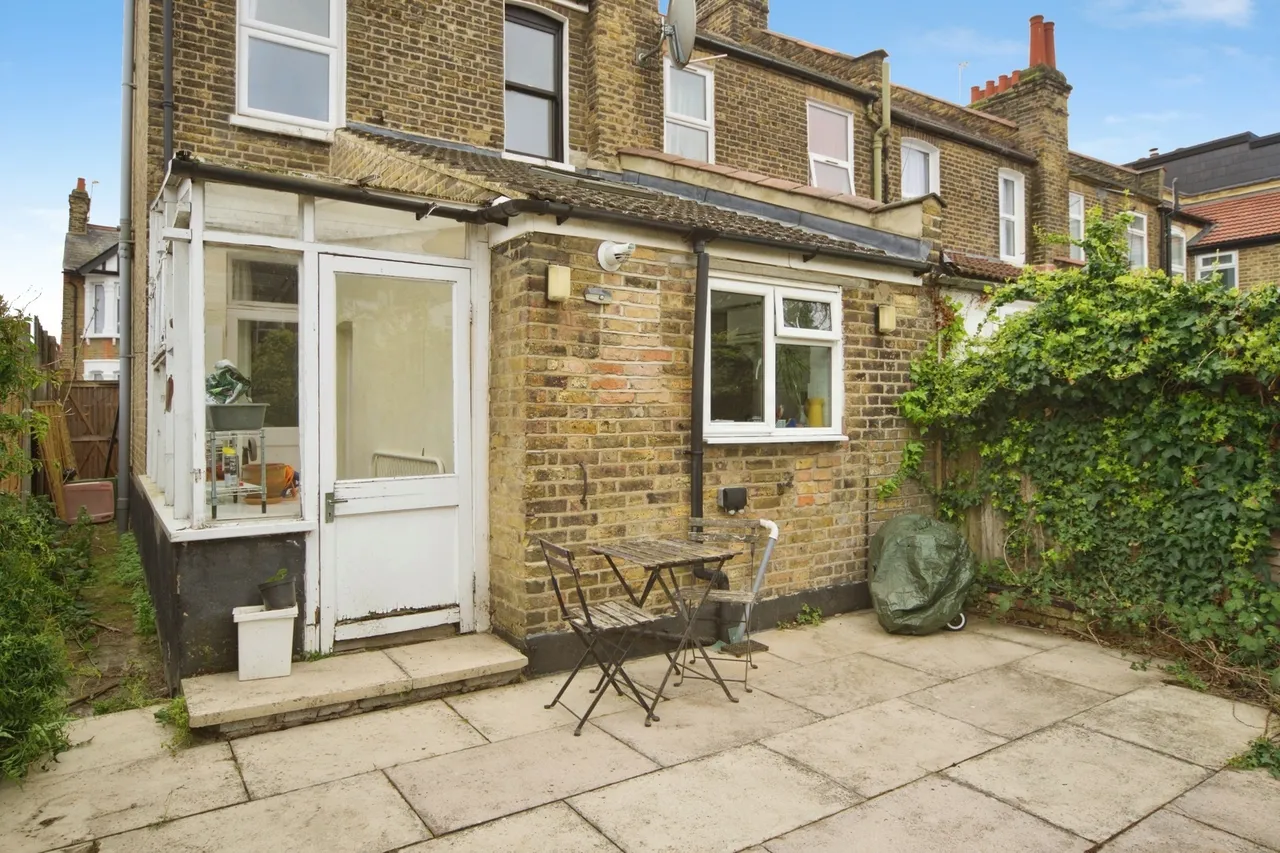 Chesley Gardens, London, E6, photo 15