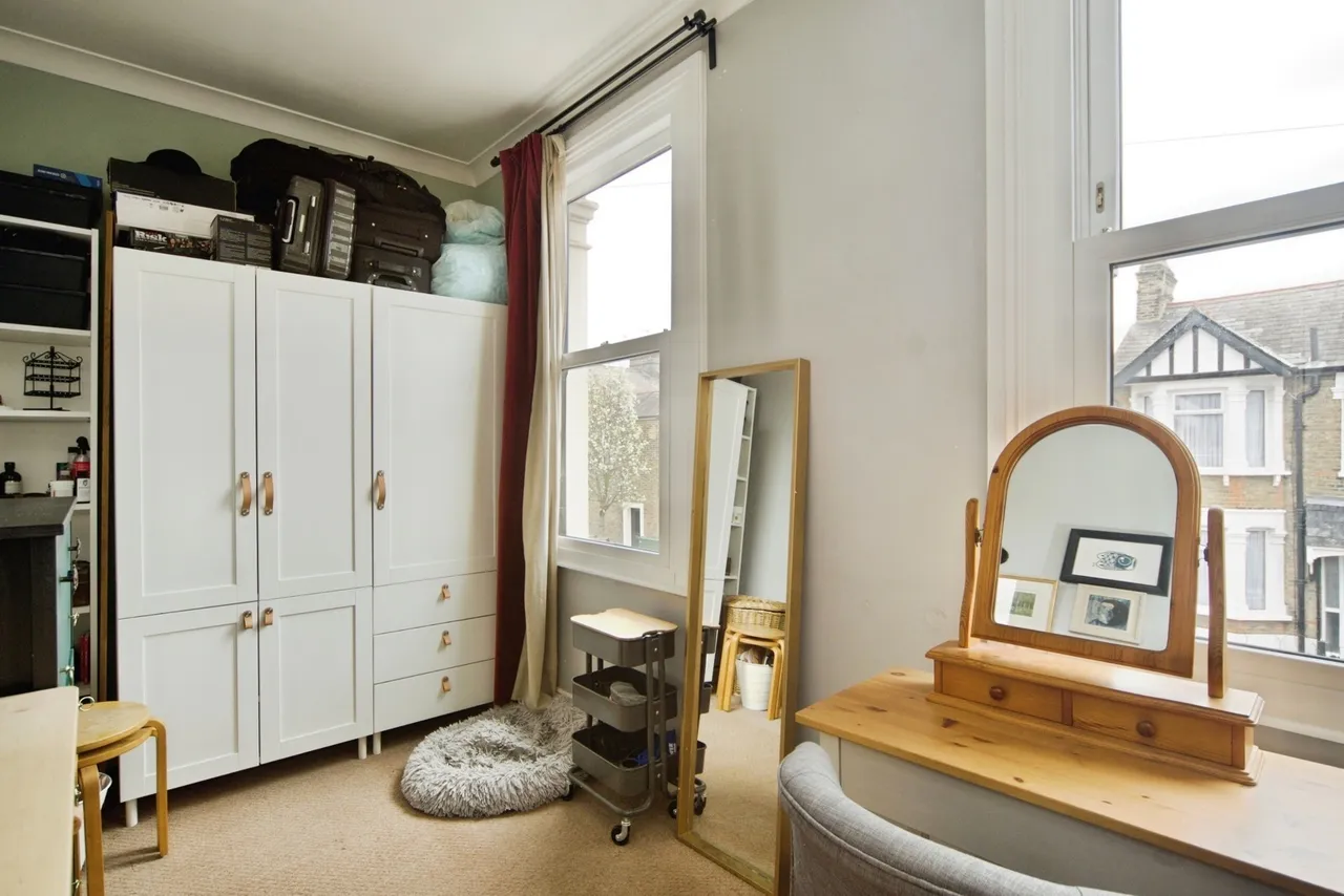 Chesley Gardens, London, E6, photo 6