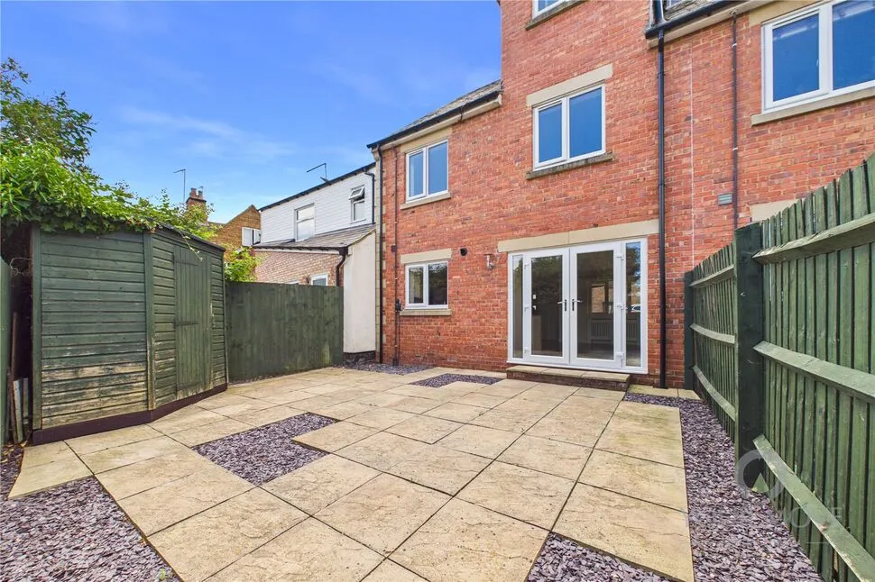 Port Road, Duston, NN5, photo 3