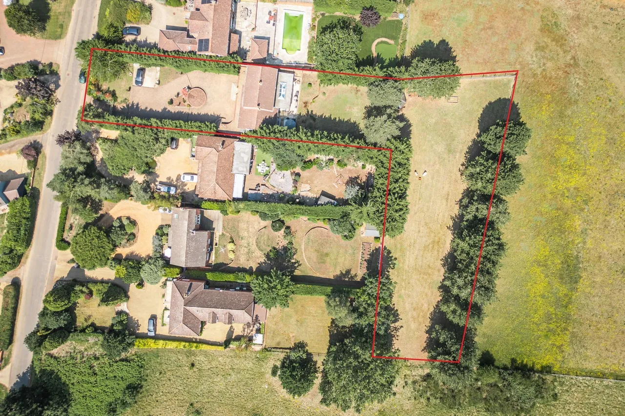 Wormegay Road, Blackborough End, PE32, photo 16
