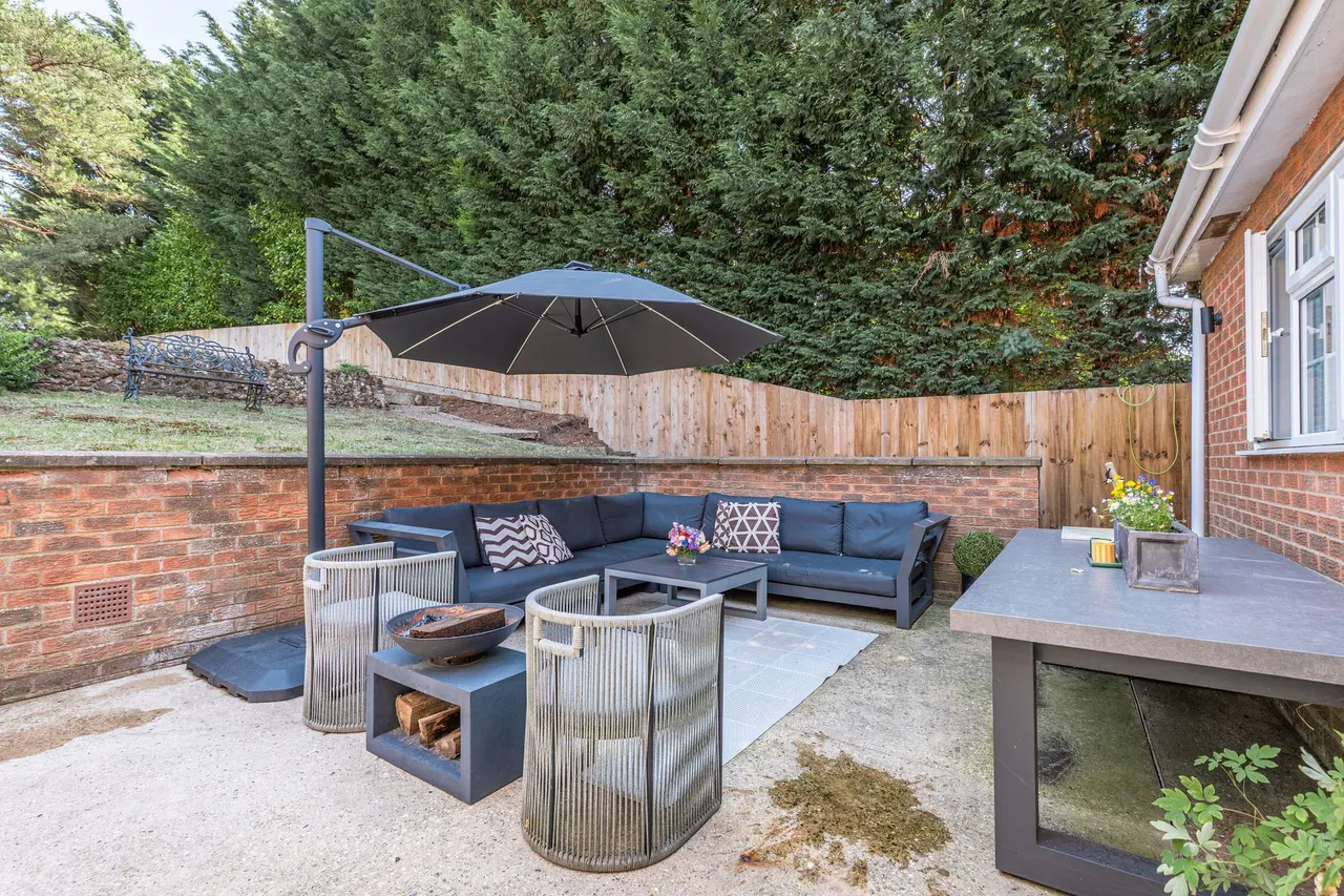 Wormegay Road, Blackborough End, PE32, photo 9