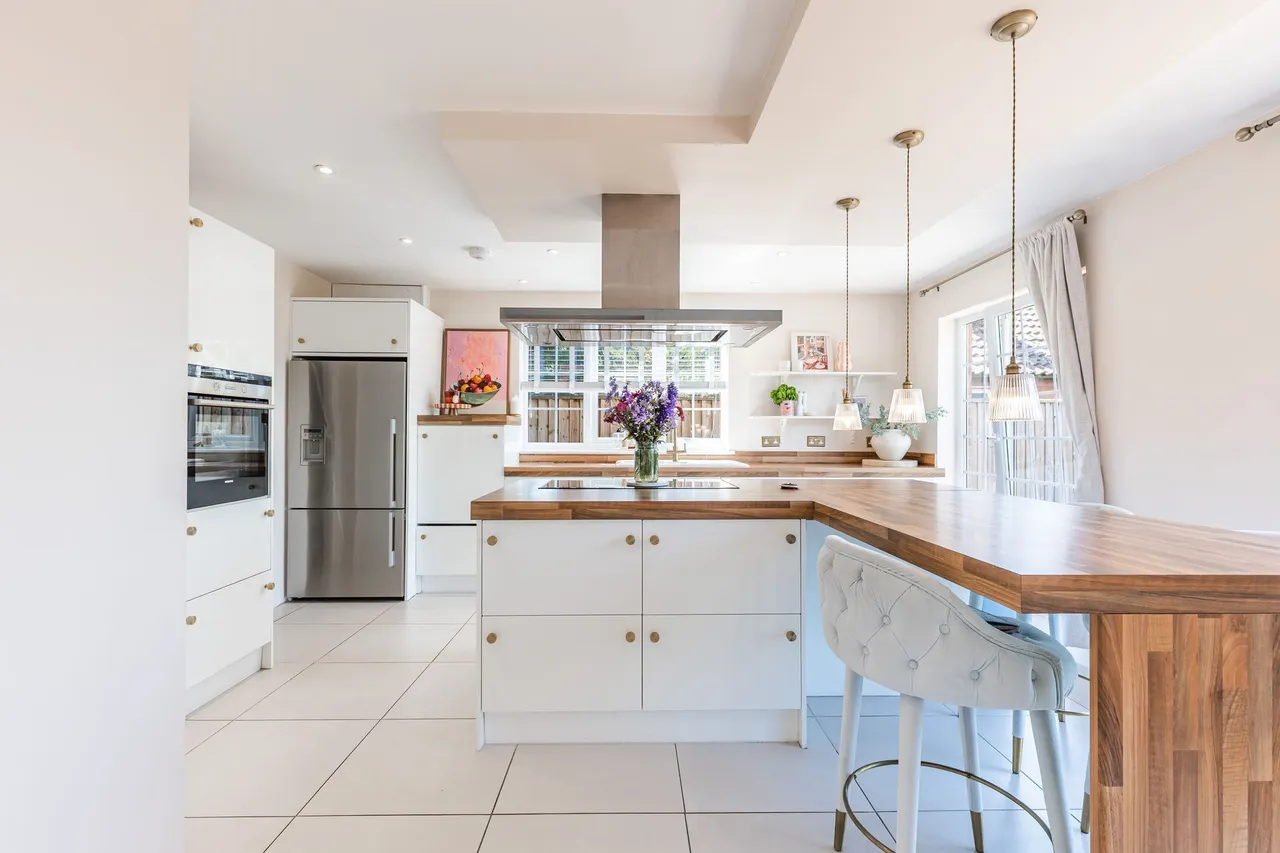 Wormegay Road, Blackborough End, PE32, photo 5