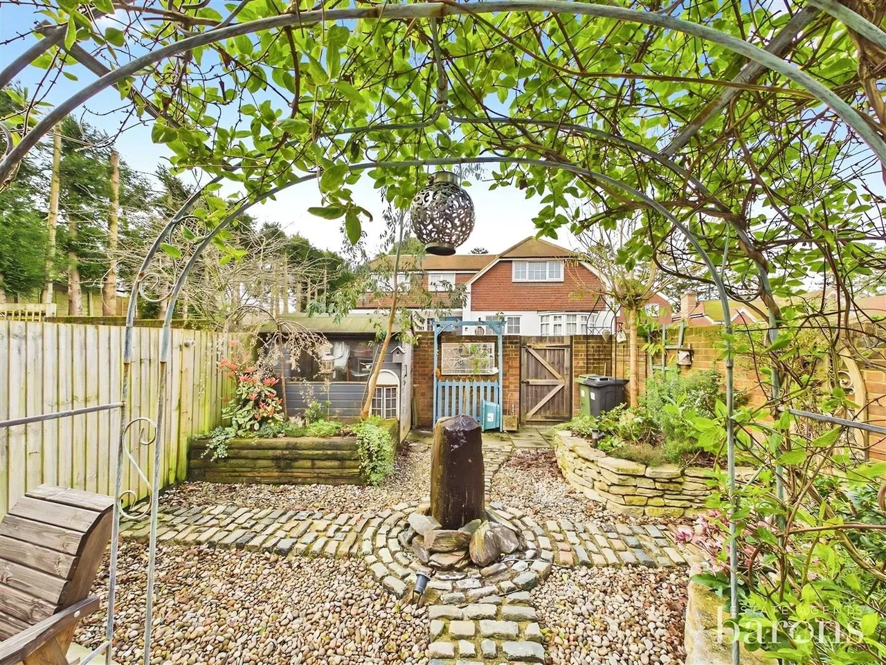 Primrose Close, North Waltham, RG25, photo 18
