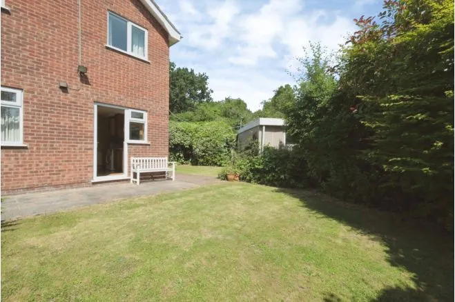 Latimer Drive, Nottingham, NG9, photo 5