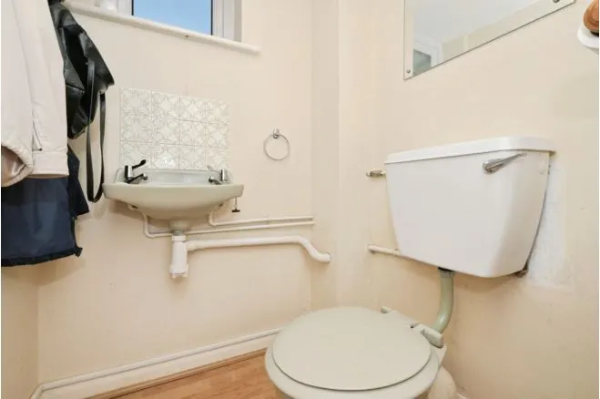 Latimer Drive, Nottingham, NG9, photo 18