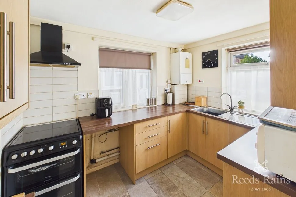 Hope Road, Sale, M33, photo 10