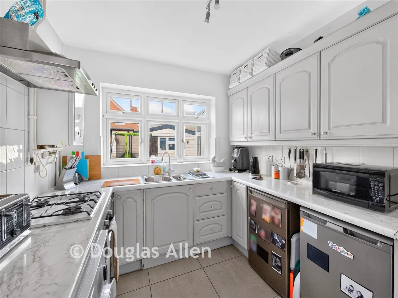London Road, Wickford, SS12, photo 6
