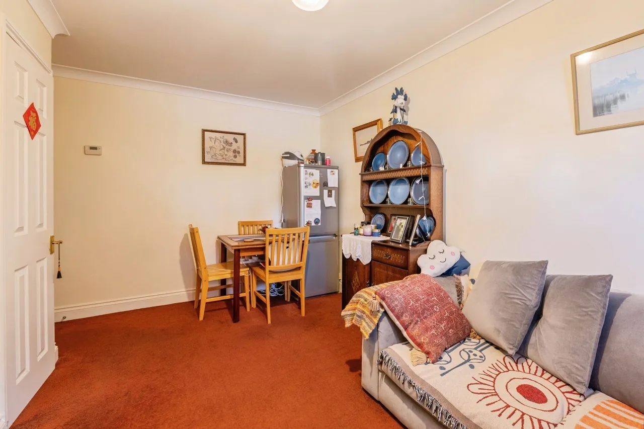 East Street, ROCHFORD, Essex, SS4, photo 8