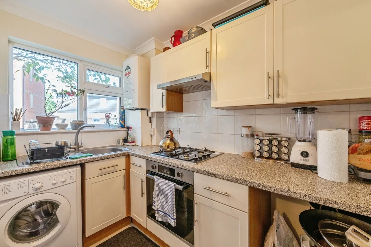 East Street, ROCHFORD, Essex, SS4, photo 3