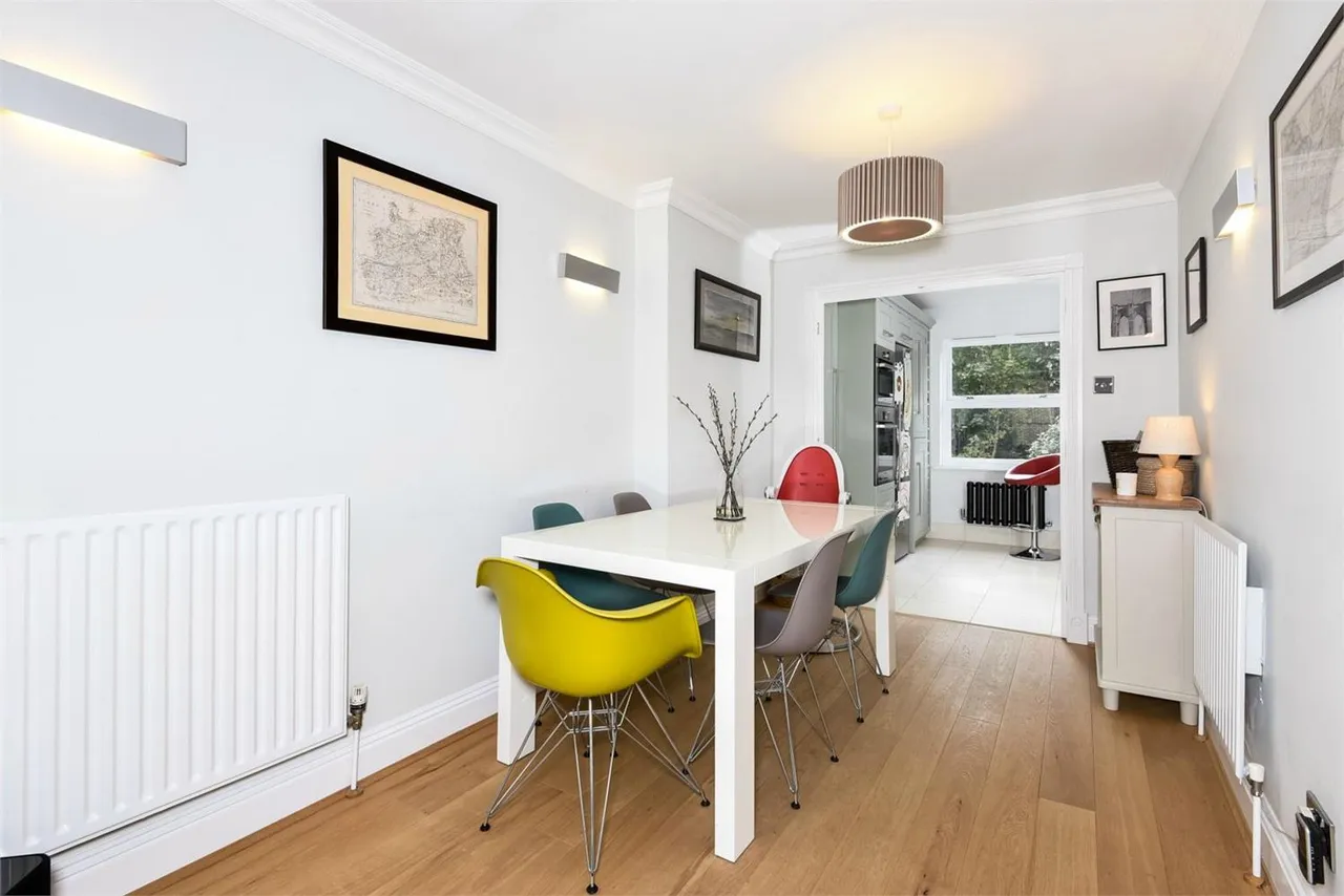 Hayward Road, Thames Ditton, Surrey, KT7 0BF, photo 2
