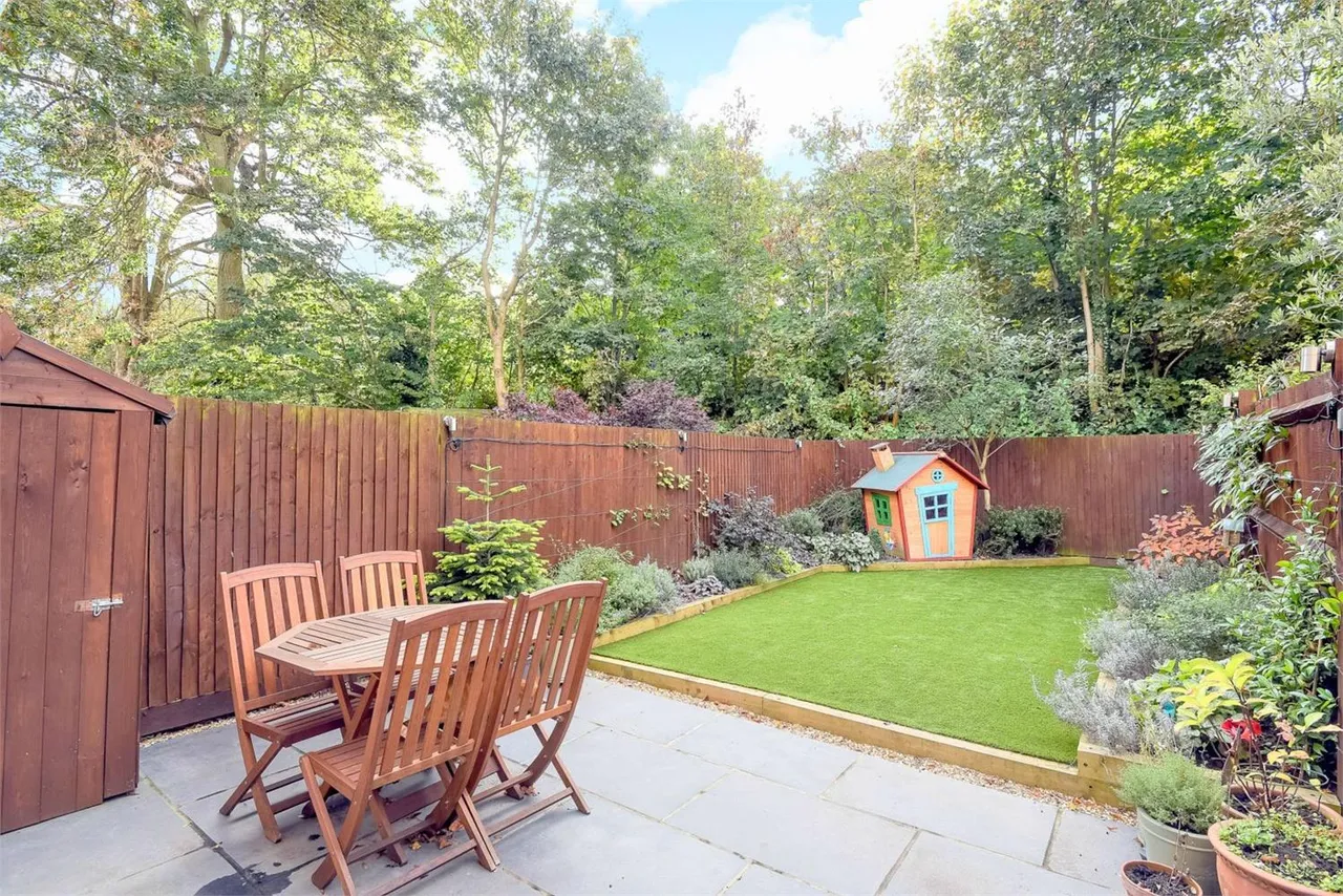 Hayward Road, Thames Ditton, Surrey, KT7 0BF, photo 8