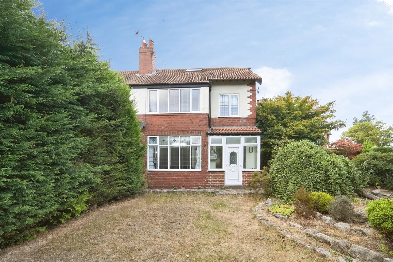 4 bed house for sale — Wynford Avenue, Leeds