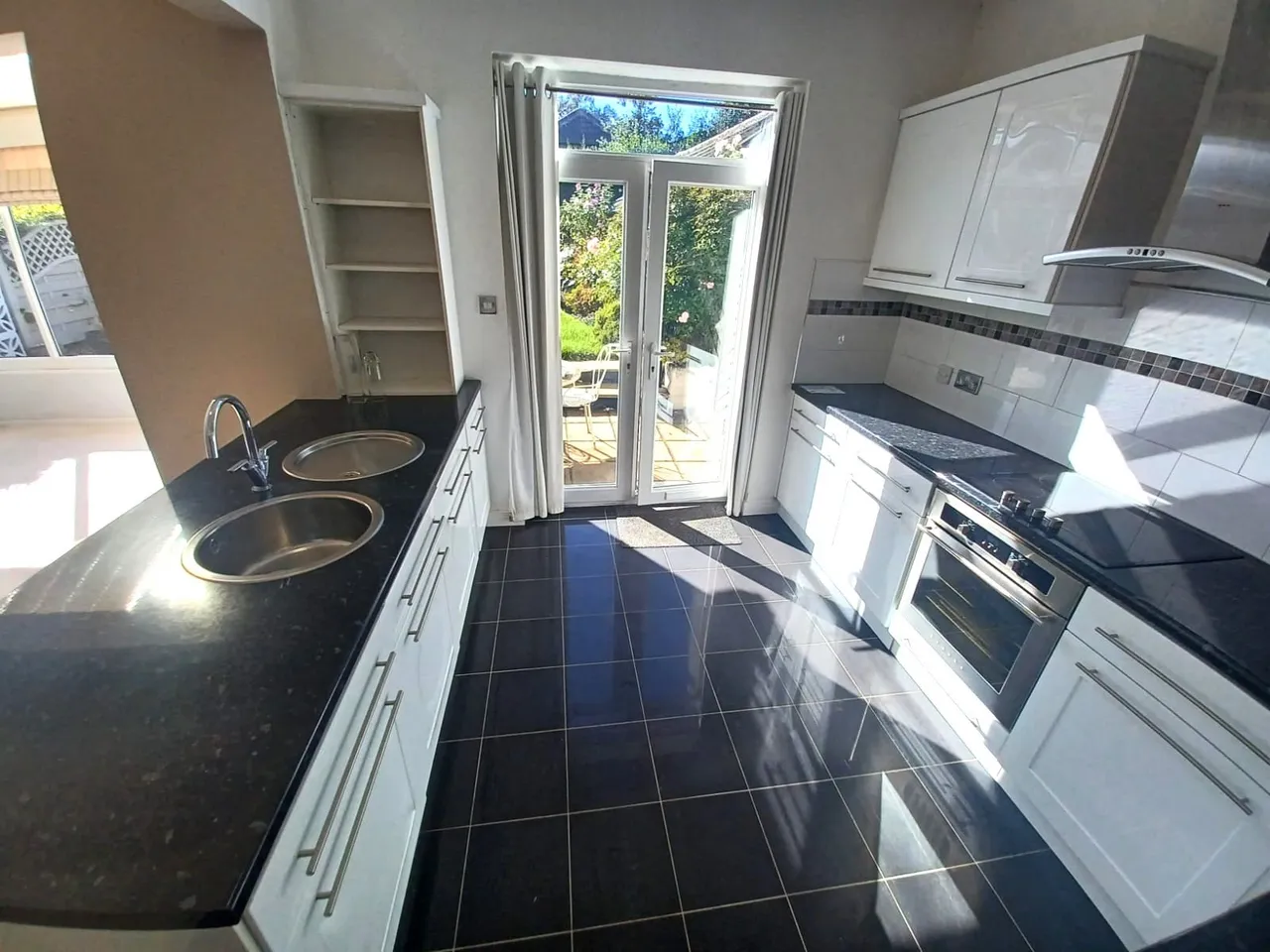 Shadwell Walk, Leeds, LS17, photo 10