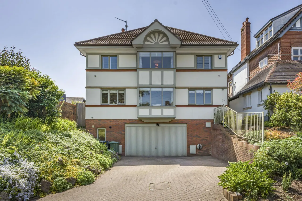 Mill Road, Cardiff, CF14, photo 41