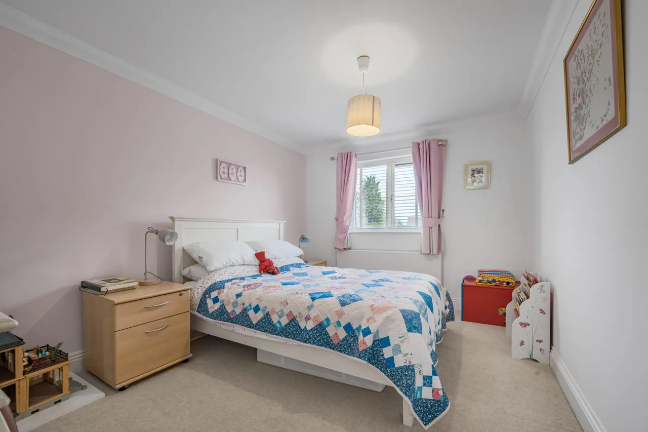 Mill Road, Cardiff, CF14, photo 27