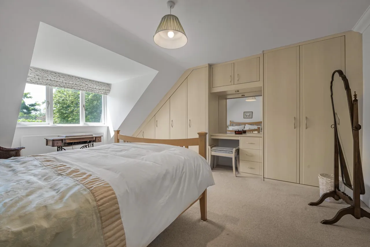 Mill Road, Cardiff, CF14, photo 30