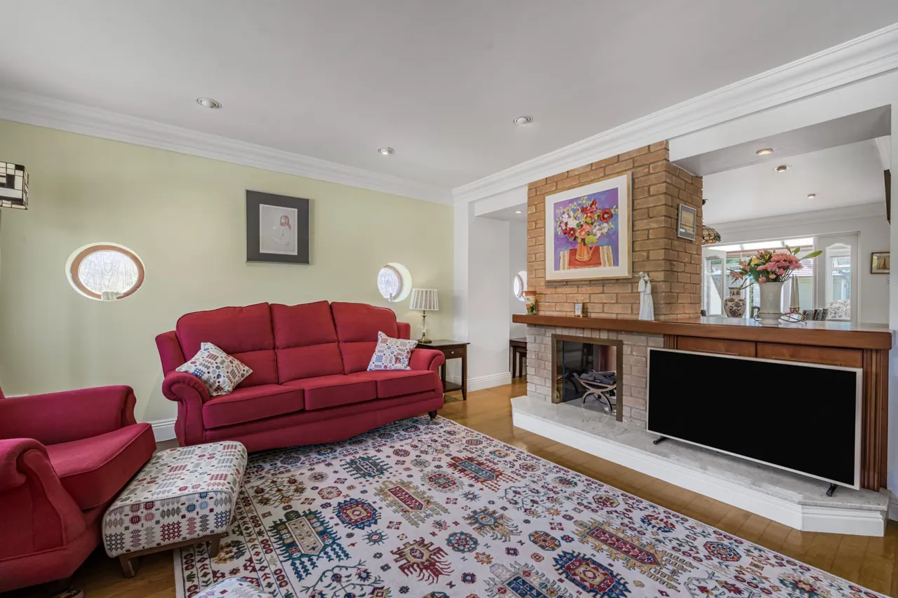 Mill Road, Cardiff, CF14, photo 4