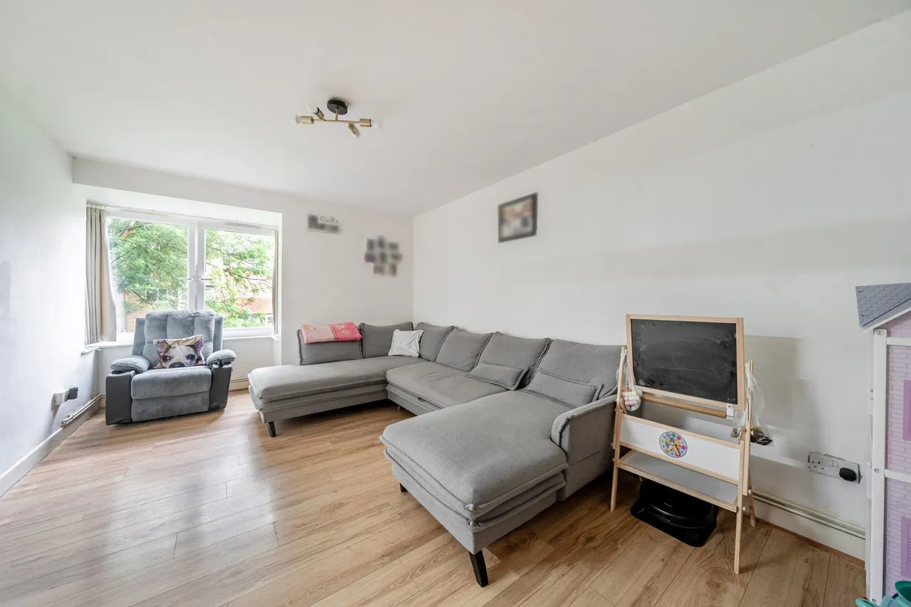 Callaghan Close, SE13, photo 5