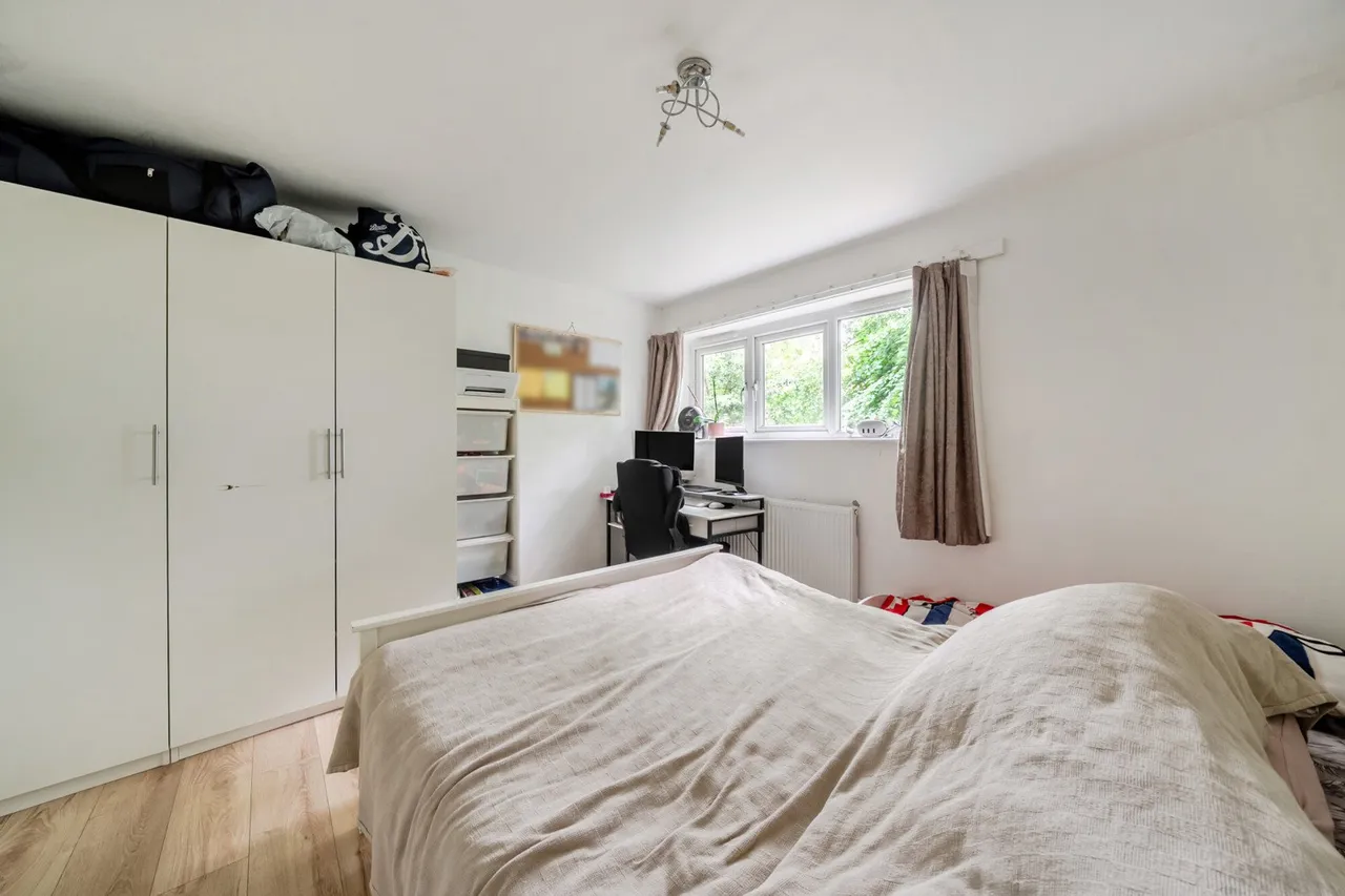 Callaghan Close, SE13, photo 15