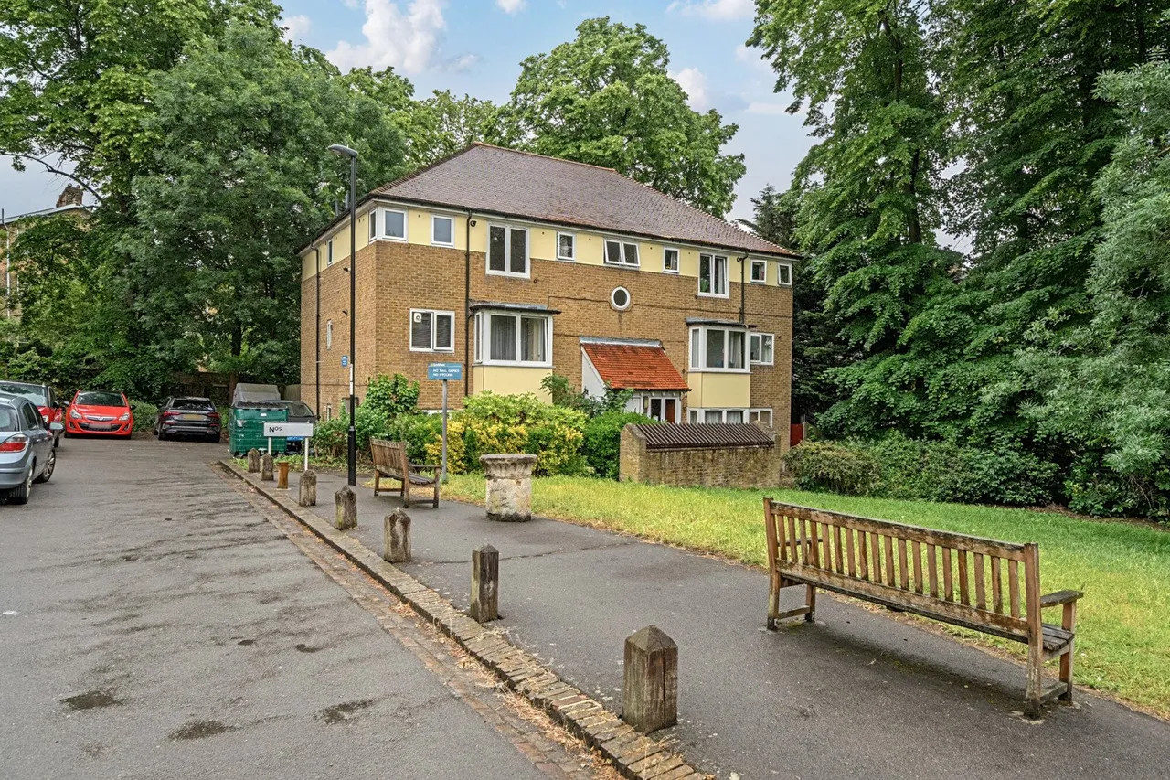 Callaghan Close, SE13, photo 14